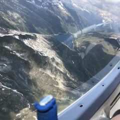 Flugwegposition um 13:28:36: Aufgenommen in der Nähe von Bezirk Blenio, Schweiz in 3373 Meter